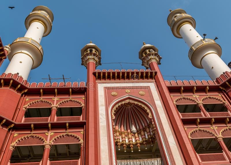 Nakhoda Mosque:A Majestic Symbol of Islamic Heritage in Kolkata