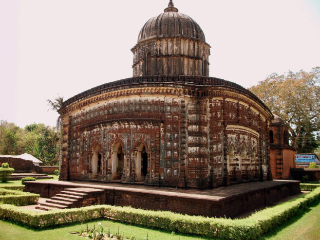 Nandalal Temple: A Testament to Architectural Grandeur in Bishnupur