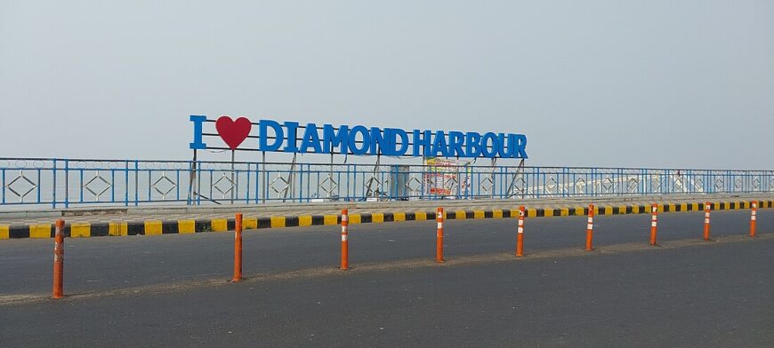 Diamond Harbour: A Riverside Escape Near Kolkata